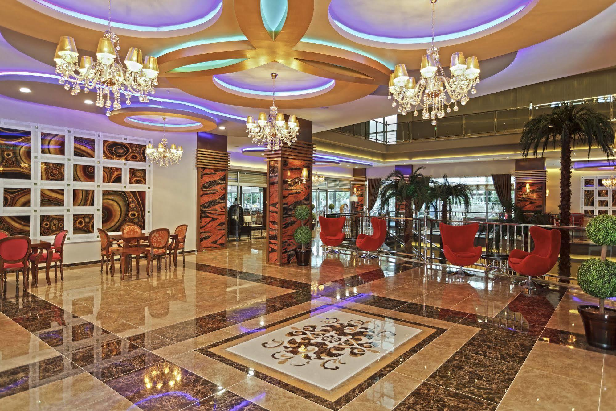 My Home Resort Hotel 阿萨拉尔 外观 照片